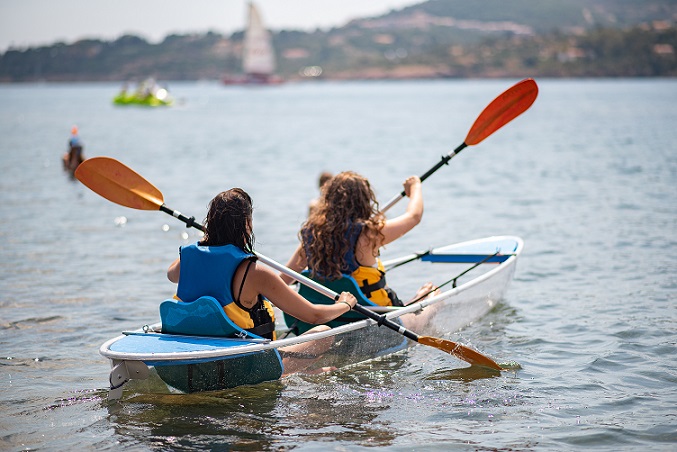 sortir-var-enfants-loisirs-ete-vacances-balade-kayak-mer-cote-azur-esterel