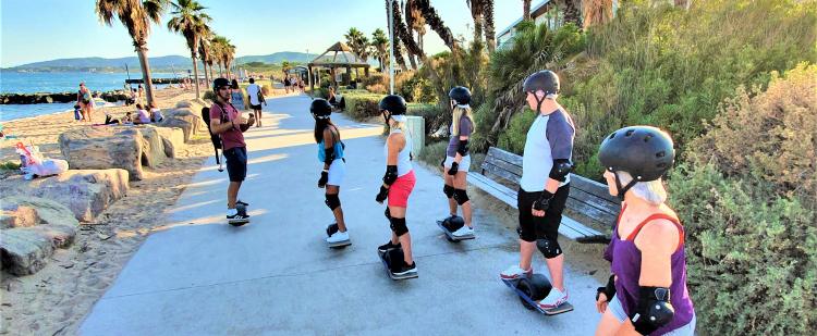 holitrip-var-experience-onewheel-skateboard-electrique-sortie-famille-enfants-adolescent-balade-83-loisirs-fun